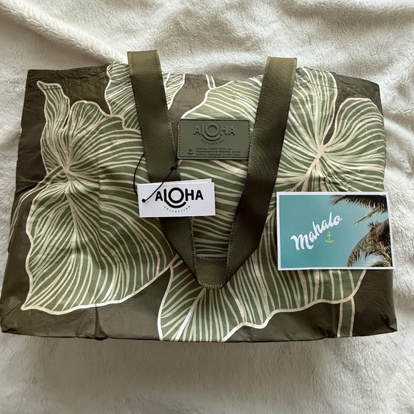 New!! Aloha Collection - HALO HALO - Reversible! - rare design!! - Picture 3 of 9